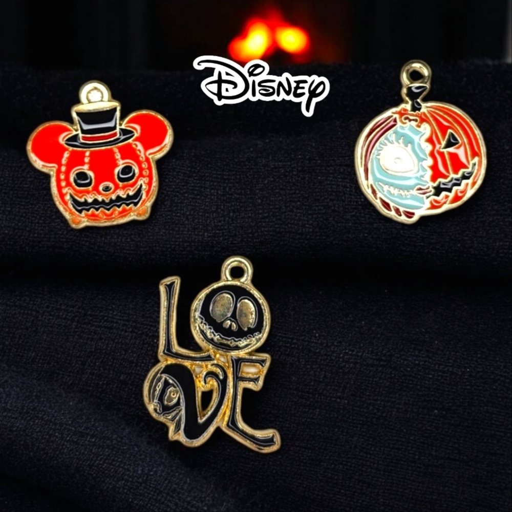 🆕️ DISNEY Halloween Charms